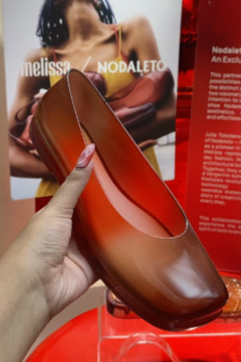 Melissa punya wangi tuty fruity yang membedakannya dari produk palsu. Foto: Kumparan/Naela Marcelina