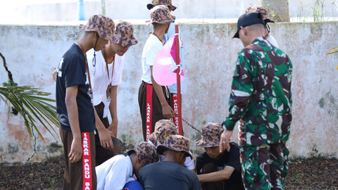 Program penggemblengan di retret Pemprov Sumsel yang juga memberikan keterampilan kepada siswa, Sabtu (5/7) Foto: urban id