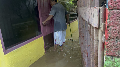 Suasana Banjir di Kelurahan Bidara Cina, Jakarta Timur , Senin (7/7/2025). Foto: Rayyan Farhansyah/kumparan