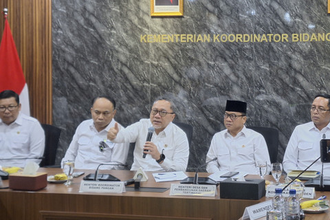 Konferensi pers persiapan peluncuran Koperasi Desa Merah Putih di Kantor Kemenko Pangan, Jakarta Pusat, Senin (7/7/2025). Foto: Argya D. Maheswara/kumparan