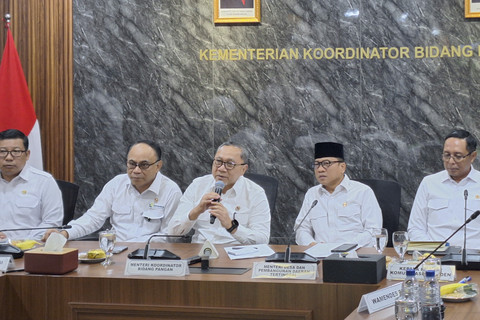 Konferensi pers persiapan peluncuran Koperasi Desa Merah Putih di Kantor Kemenko Pangan, Jakarta Pusat, Senin (7/7/2025). Foto: Argya D. Maheswara/kumparan