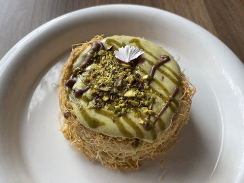 Kunafa pistachio ala Casa Cuomo Ristorante & Lounge. Foto: Salsha Okta Fairuz/kumparan
