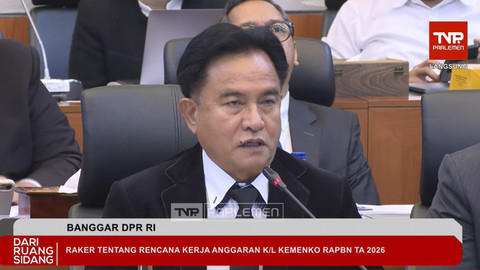 Menteri Koordinator Hukum, HAM, Imigrasi dan Pemasyarakatan Yusril Ihza Mahendra menyampaikan paparan saat rapat kerja Badan Anggaran DPR RI bersama Menteri Kabinet Merah Putih di Kompleks Parlemen, Senayan, Jakarta, Senin (7/7/2025). Foto: Youtube/TV Parlemen