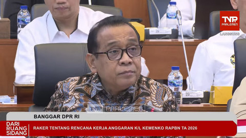 Menko Bidang Pembangunan Manusia dan Kebudayaan Pratikno menyampaikan paparan saat rapat kerja Badan Anggaran DPR RI bersama Menteri Kabinet Merah Putih di Kompleks Parlemen, Senayan, Jakarta, Senin (7/7/2025). Foto: Youtube/ TVR Parlemen