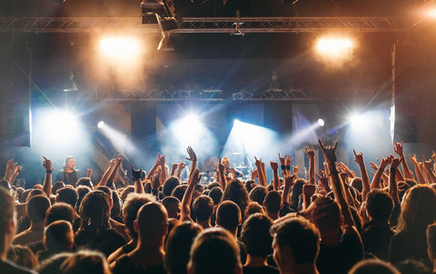 Ilustrasi Jadwal Konser My Chemical Romance di Jakarta 2026                                                     Sumber Unsplash/Filip Andrejevic