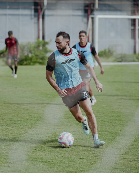 Suasana latihan Persija, Selasa (8/7/2025). Foto: Instagram/ @persija
