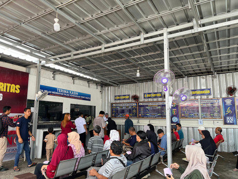 Eka Febriani / Lampung Geh