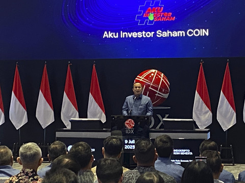 Pencatatan saham perdana PT Indokripto Koin Semesta (COIN) di Gedung BEI, Jakarta, Rabu (9/7/2025). Foto: Muhammad Fhandra/kumparan