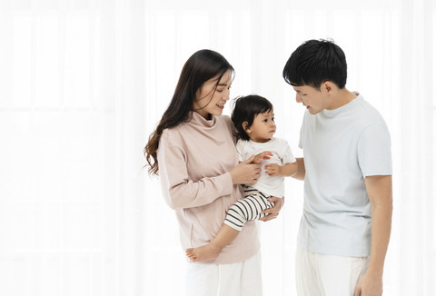 Ilustrasi Melatih Kemandirian Anak Tanpa Paksaan. Foto: BaLL LunLa/Shutterstock