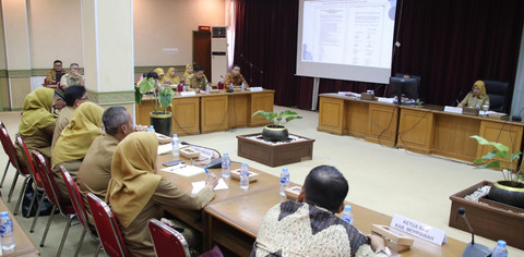 Rakor terkait status administrasi kewilayahan Pulau Pengikik Besar dan Pengikik Kecil di Kantor Gubernur Kalbar