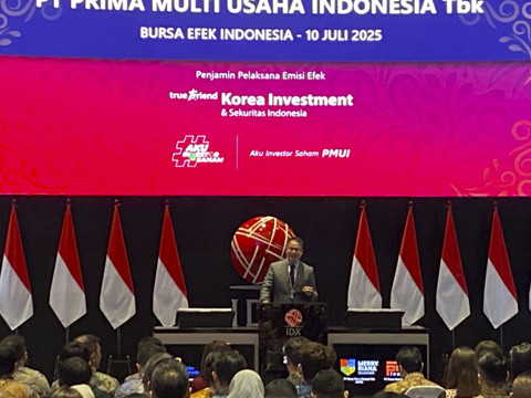 Pencatatan Saham Perdana PT Prima Multi Usaha Indonesia Tbk (PMUI) di Gedung BEI, Jakarta, Kamis (10/7/2025). Foto: Muhammad Fhandra Hardiyon/kumparan