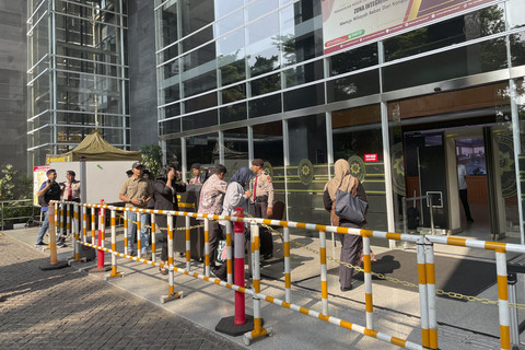 X-ray detector dipasang jelang sidang pleidoi atau... </div>
<div class=
