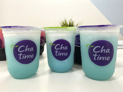 Menu baru kolaborasi Chatime dan Cimory, bluemory cloud yogurt. Foto: Salsha Okta Fairuz/kumparan