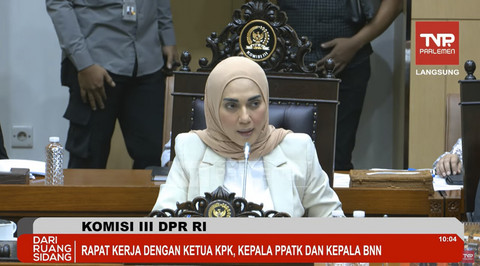 pimpinan komisi III DPR RI Sari Yuliati memimpin rapat kerja Komisi III DPR RI bersama KPK, PPATK, dan BNN di Kompleks Parlemen, Senayan, Jakarta, Kamis (10/7/2025). Foto: Youtube/ TVR Parlemen