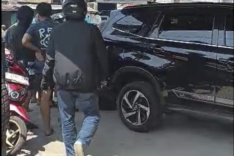 Suasana di toko velk di kawasan Bojongsari, tempat penjambretan terjadi, Kamis (10/7/2025). Foto: Instagram/@jamu.nesimbok