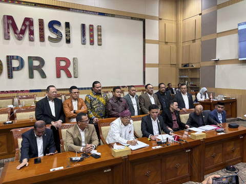 Konferensi pers Panja RUU KUHAP di ruang rapat Komisi III DPR RI, Kompleks Parlemen, Senayan, Jakarta pada Kamis (10/7/2025). Foto: Abid Raihan/kumparan