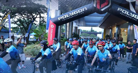 300 peserta turut memeriahkan event Sepeda Lipat 54 Kilometer (SE54K) yang dimulai di halaman Kantor Wilayah Bank Mandiri pada Minggu, 13 Juli 2025/Instagram: Kominfopalembang.