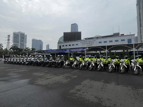 Suasana Apel Patuh Jaya di Polda Metro Jaya, Jakarta Selatan, Senin (14/7/2025). Foto: Rayyan Farhansyah/kumparan