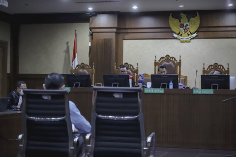 Menteri Perdagangan (Mendag) RI 2015-2016, Thomas Trikasih Lembong atau Tom Lembong menjalani sidang duplik terkait kasus dugaan korupsi importasi gula, di Pengadilan Tipikor Jakarta, Senin (14/7/2025). Foto: Jamal Ramadhan/kumparan