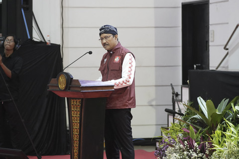 Mensos Saifullah Yusuf (Gus Ipul) dalam pembukaan MPLS Sekolah Rakyat di STIS Cibinong, Jabar, pada Senin (14/7/2025). Foto: Kemensos RI