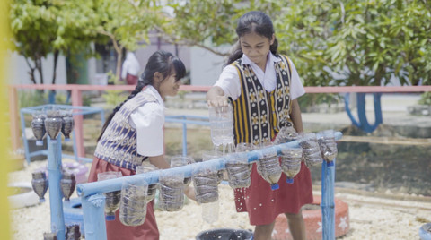 Ecolitera, program dari UPTD SDN Papela, Rote Ndao, NTT. Foto: AIA Indonesia