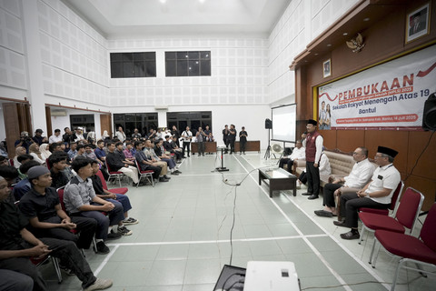 Mensos Saifullah Yusuf meninjau Sekolah Rakyat Menengah Atas (SMRA) 19 Bantul di Sentra Terpadu Prof Dr Soeharso Sonosewu, Kabupaten Bantul, DIY pada Rabu (16/7/2025) malam. Foto: Dok. Kemensos