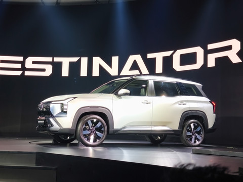 All New Mitsubishi Destinator resmi debut global di Indonesia, Kamis (17/6/2025). Foto: Sena Pratama/kumparan