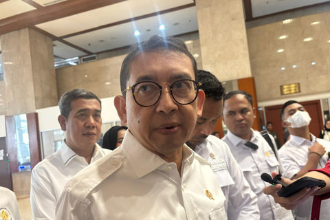 Menteri Kebudayaan Fadli Zon di Kompleks Parlemen, Senayan, Jakarta Pusat pada Kamis (17/7/2025). Foto: Abid Raihan/kumparan