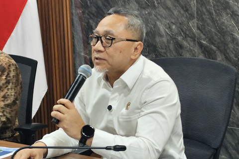 Menko Bidang Pangan Zulkifli Hasan (Zulhas) di Kantor Kemenko Bidang Pangan, Jakarta, Kamis (17/7/2025). Foto: Widya Islamiati/kumparan