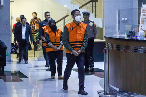 Tersangka kasus dugaan pemerasan TKA Kemnaker di KPK, Jakarta, Kamis (17/7/2025). Foto: Iqbal Firdaus/kumparan
