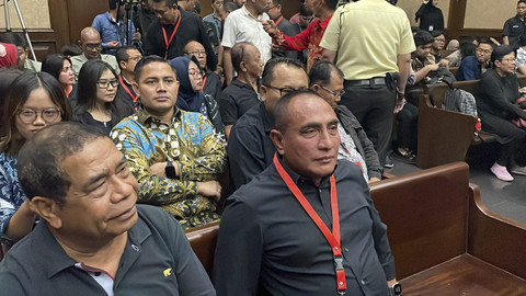 Mantan Gubernur Sumut, Edy Rahmayadi, menghadiri sidang Hasto Kristiyanto di Pengadilan Tipikor Jakarta, Jumat (18/7/2025). Foto: Fadhil Pramudya/kumparan