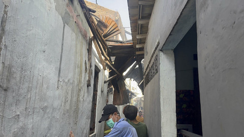 TKP kebakaran di Jalan kutilang, Bukit Duri, Tebet, Jakarta Selatan. Foto: Rayyan Farhansyah/kumparan