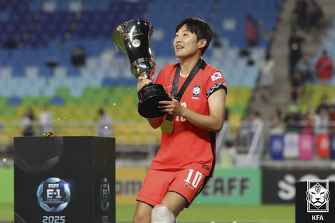 Timnas Wanita Korea Selatan juara EAFF A-1 Women 2025 usai mengalahkan Taiwan dalam pertandingan final, Rabu (16/7/2025). Foto: Dok. The KFA