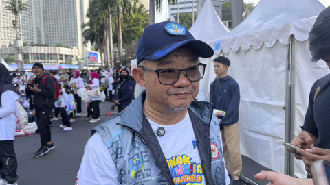 Mendikdasmen Abdul Mu'ti usai hadiri acara peringatan Hari Anak di Bundaran HI, Jakarta Pusat, Minggu (20/7/2025). Foto: Haya Syahira/kumparan