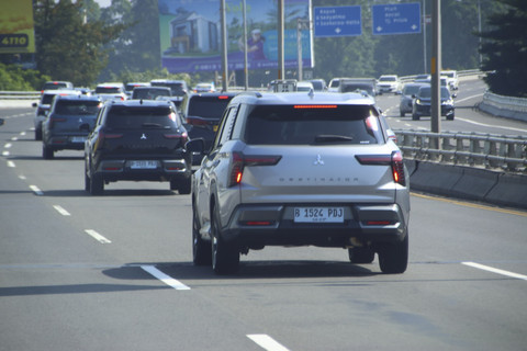Media first drive Mitsubishi DESTINATOR di Sirkuit Sentul, Sabtu (19/7/2025). Foto: Mitsubishi Motors