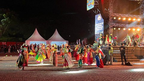 Ribuan musisi Lampung bermain musik di Saburai Grand Jam 2025. | Foto: Sinta Yuliana/Lampung Geh