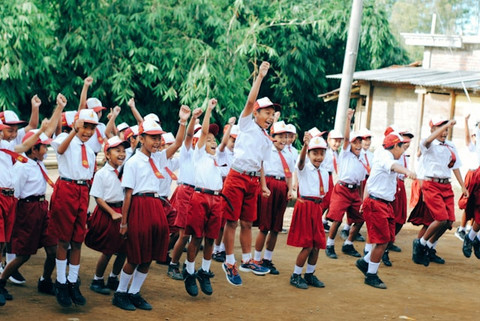 Ilustrasi apakah setelah mpls langung masuk sekolah? Sumber: Unsplash/Husniati Salma