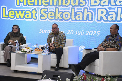  Menembus Batas Lewat Sekolah Rakyat yang diselenggarakan Komdigi di Gedung Pers Nasional Surakarta, Jawa Tengah, Minggu (20/7/2025). Foto: Kemensos RI