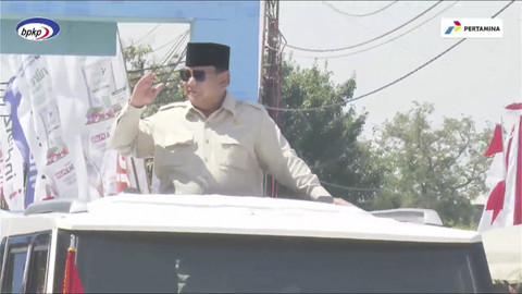 Presiden Prabowo Subianto tiba di acara peluncuran Kelembagaan 80.000 Koperasi Desa/Kelurahan Merah Putih di Bentangan, Klaten, Jawa Tengah, Senin (21/7/2025). Foto: YouTube/ Kementerian Koordinator Bidang Pangan RI