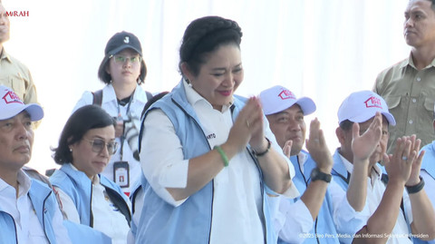 Ketua Komisi IV DPR Titiek Soeharto hadiri peluncuran Kelembagaan 80.000 Koperasi Desa/Kelurahan Merah Putih di Bentangan, Klaten, Jawa Tengah, Senin (21/7/2025). Foto: YouTube/ Sekretariat Presiden