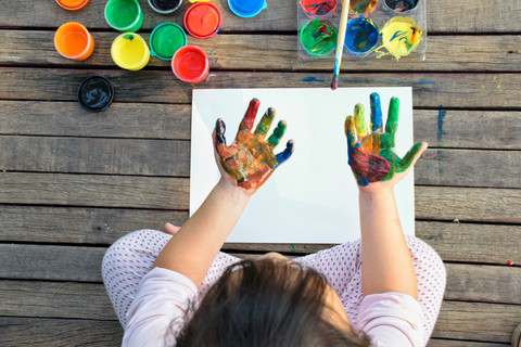 Ilustrasi finger painting. Foto: Shutterstock
