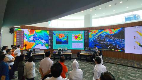 Gedung baru tahan gempa di Kompleks Kantor Pusat BMKG, Jakarta Pusat, Senin (21/7/2025). Foto: Jonathan Devin/kumparan