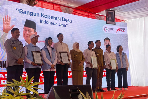 Peresmian Koperasi Desa/Kelurahan Merah Putih (KDMP) KDMP di Halaman KDMP Pucangan, Kecamatan Montong, Kabupaten Tuban. Senin (21/07/2025). Foto: Diskominfo Jawa Timur