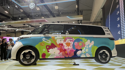 Volkswagen ID.Buzz hasil kerjasama dengan Kemen Ekraf. Foto: Fitra Andrianto/kumparan