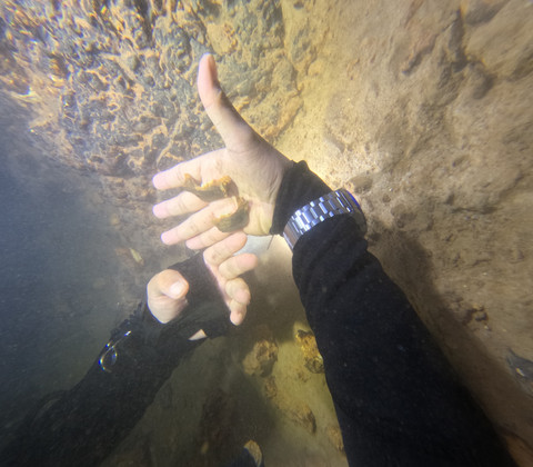 Cerita Seru Pengusaha Muda Surabaya Cave Diving Menyelami Gua Perahu Tuban