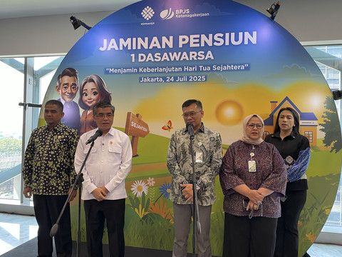 Konferensi pers Acara Jaminan Pensiun 1 Dasawarsa di Kantor Pusat BPJS, Jakarta Selatan, Kamis (24/7/2025). Foto: Najma Ramadhanya/kumparan