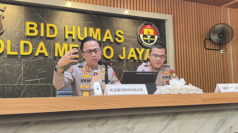 Kabid Humas Polda Metro Jaya Kombes Ade Ary saat ditemui di Polda Metro Jaya, Kebayoran Baru, Jakarta Selatan, Kamis (24/7/2025). Foto: Nasywa Athifah/kumparan