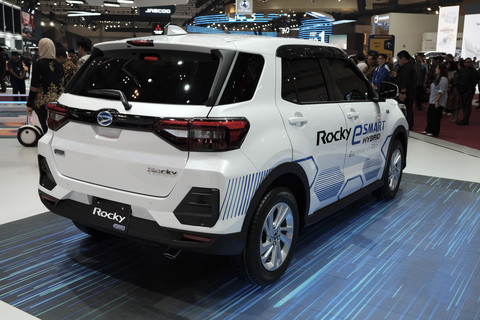 Daihatsu Rocky Hybrid resmi meluncur di GIIAS 2025 di ICE BSD, Tangerang, Kamis (24/7/2025). Foto: Sena Pratama/kumparan