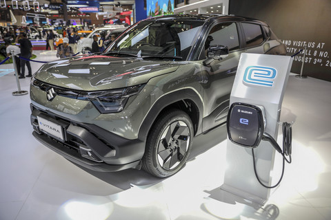 Mobil e Vitara ditampilkan saat Gaikindo Indonesia International Auto Show (GIIAS) 2025 di ICE BSD, Tangerang, Kamis (24/7/2025). Foto: Aditia Noviansyah/kumparan