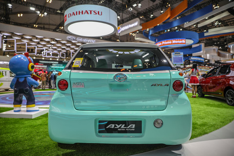 Mobil modifikasi Daihatsu ditampilkan saat Gaikindo Indonesia International Auto Show (GIIAS) 2025 di ICE BSD, Tangerang, Kamis (24/7/2025). Foto: Aditia Noviansyah/kumparan